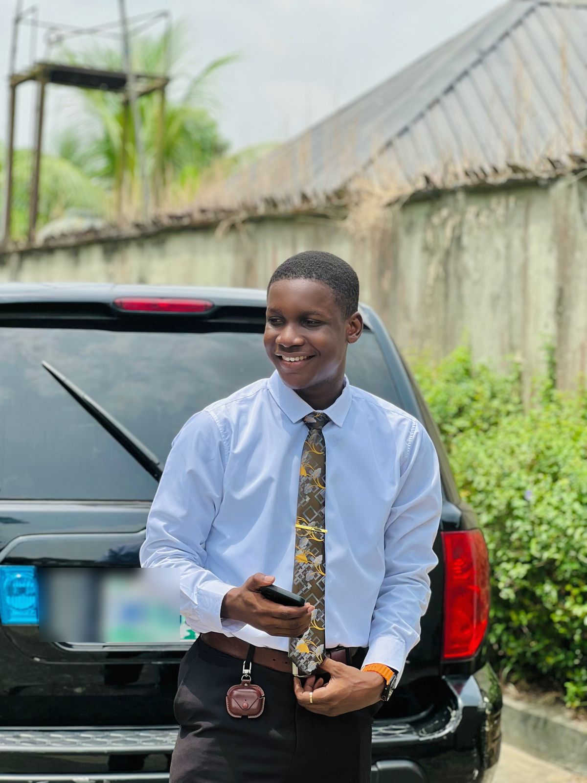 Gordon Sunday, founder and GSM technician at Clickit Technologies, Woji, Port Harcourt